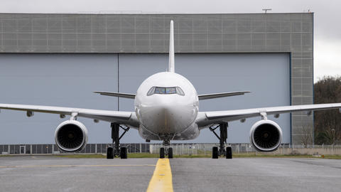 ACJ330 K5 Aviation front view