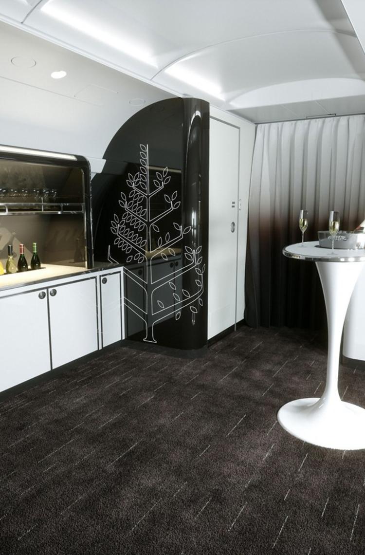 A321LR Four Seasons Social Area