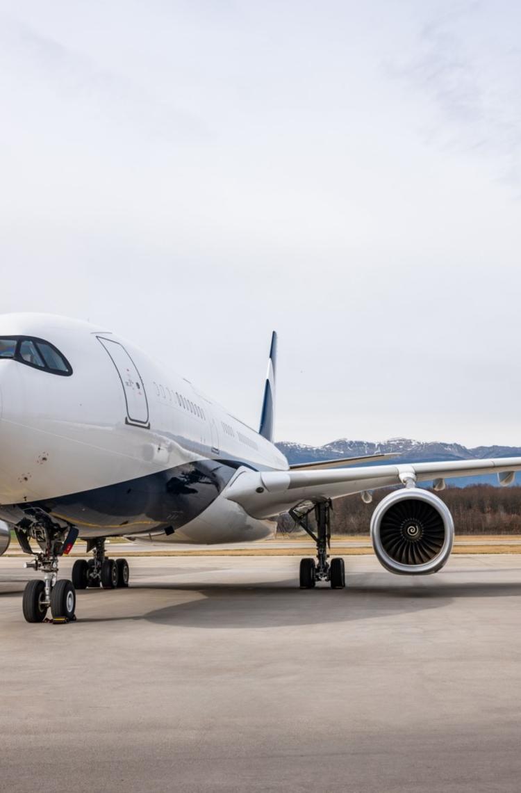 ACJ330 P4-MLO - Global Jet, exterior