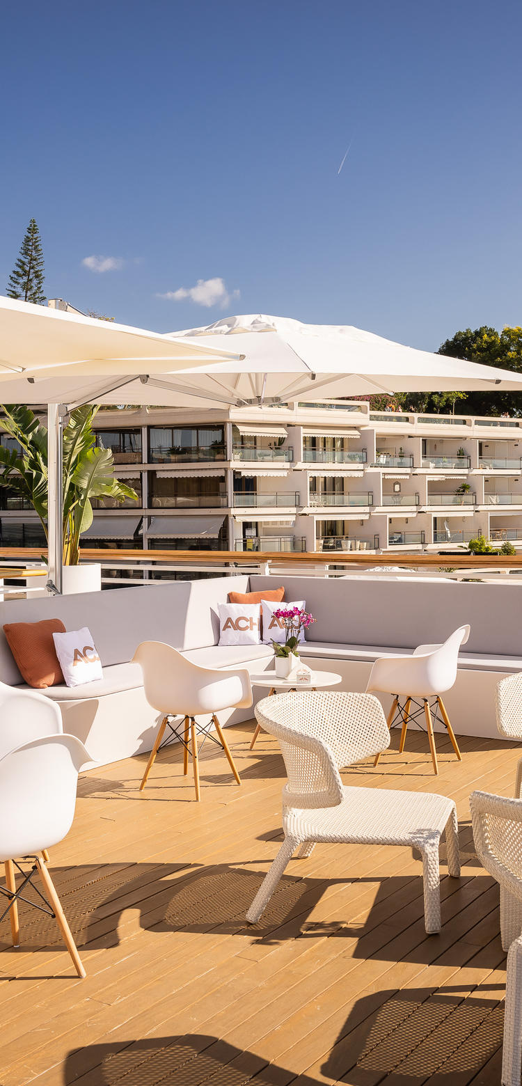 Picture of the Monaco Yacht club 