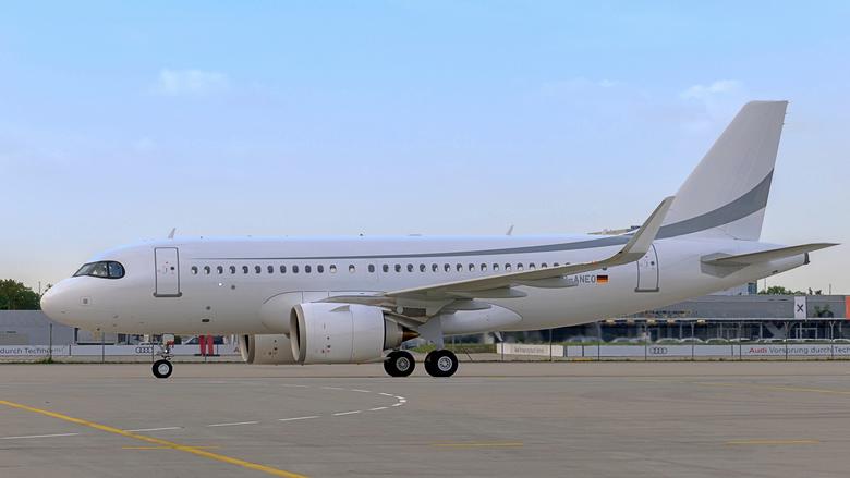 ACJ319neo D-ANEO exterior